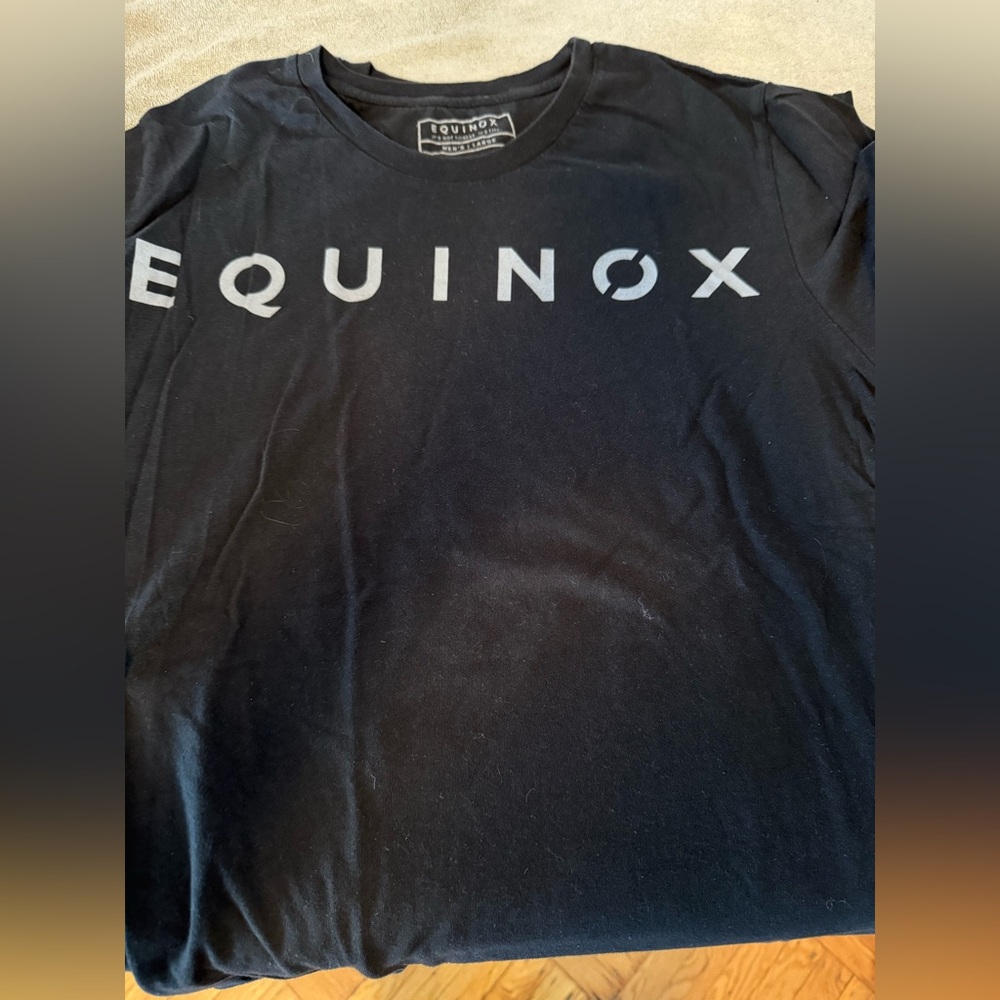 Equinox men’s T-shirt- large